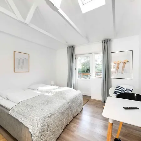 5 At Beautiful Solgaarden 스바네케