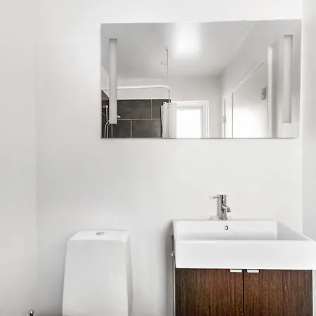 5 At Beautiful Solgaarden Leilighet
